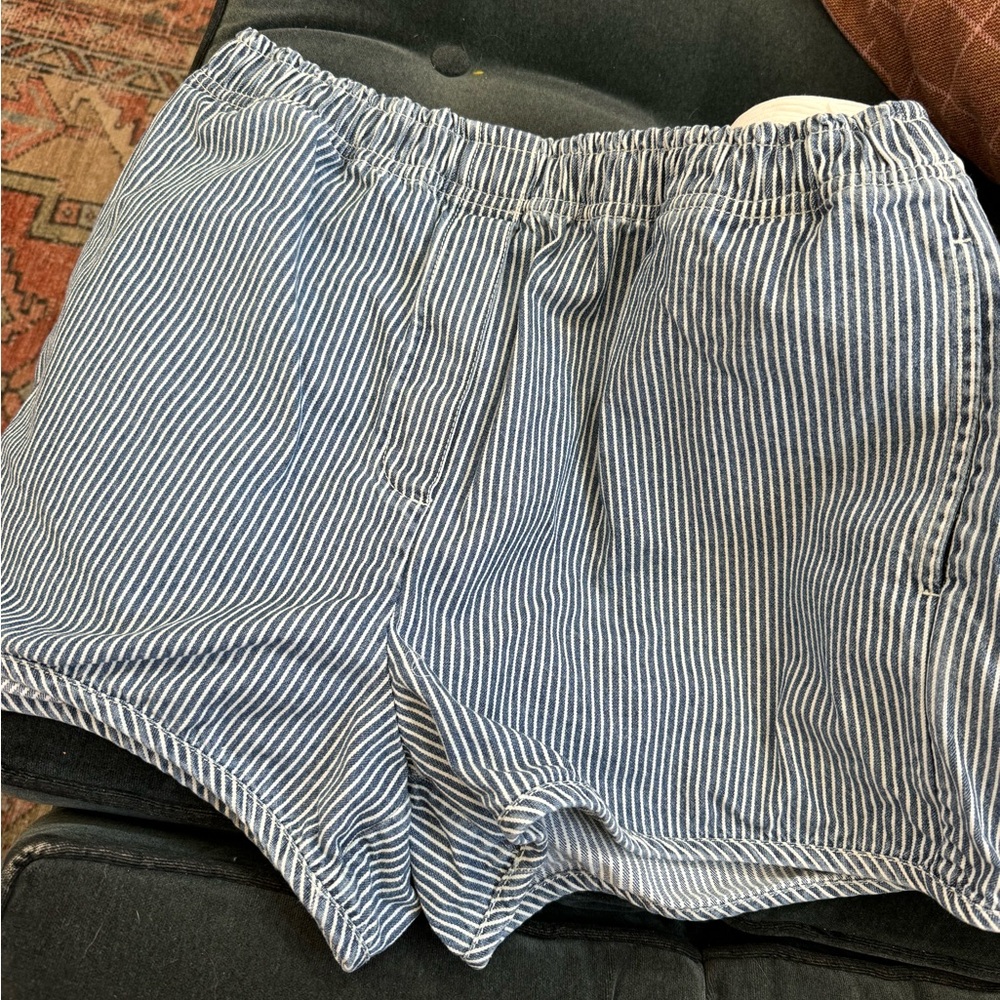 Clare V. St Martin Shorts | Size L - Picture 2 of 2